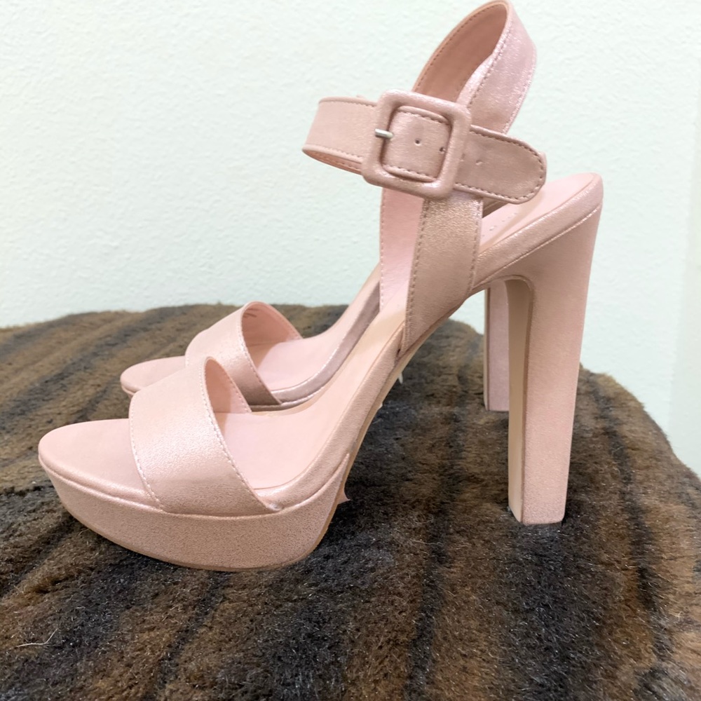 NWT Madden Girl Pink Shimmer High Heel